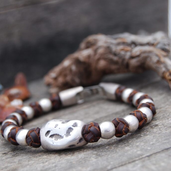 Bracelet cuir avec boules